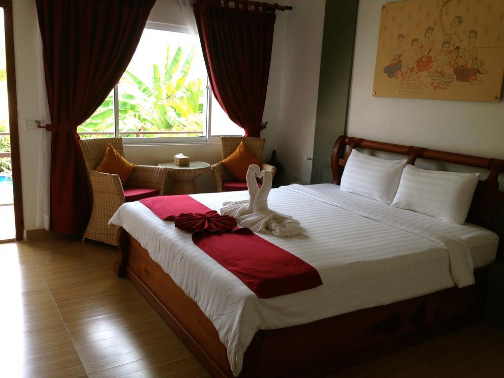 Ropanha Boutique Hotel Sihanoukville Exterior photo