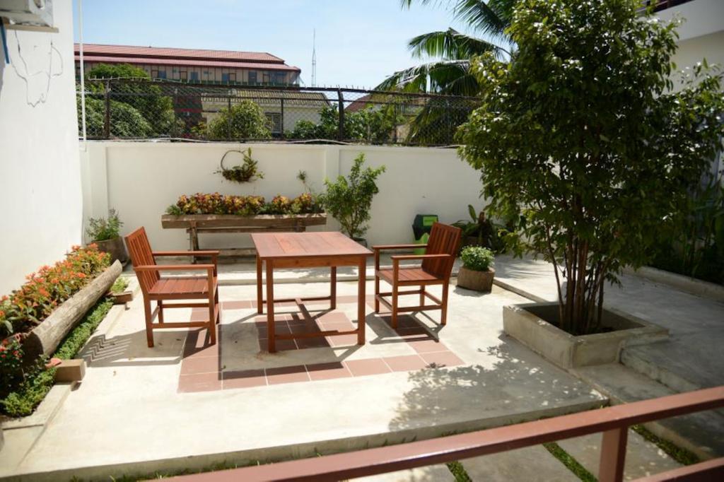 Ropanha Boutique Hotel Sihanoukville Exterior photo