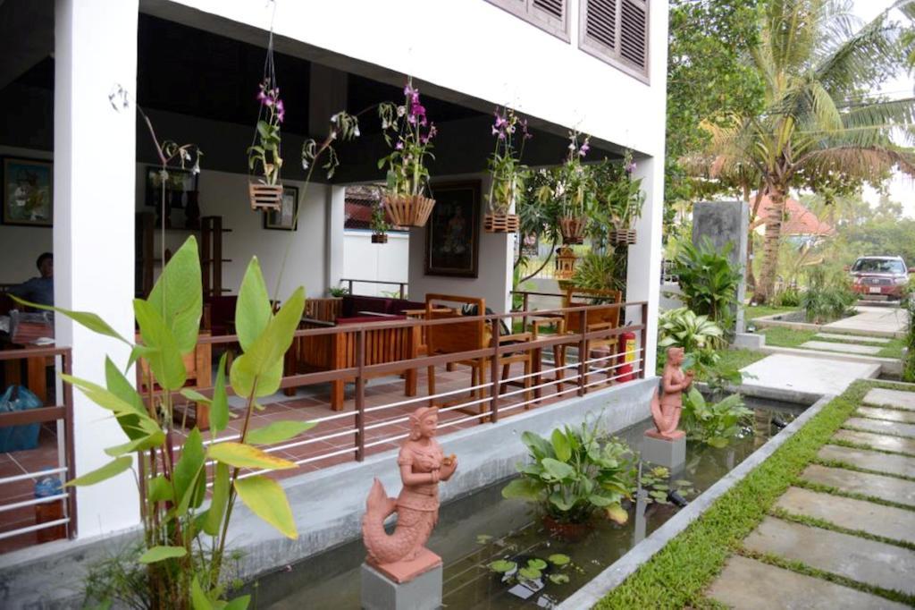 Ropanha Boutique Hotel Sihanoukville Exterior photo