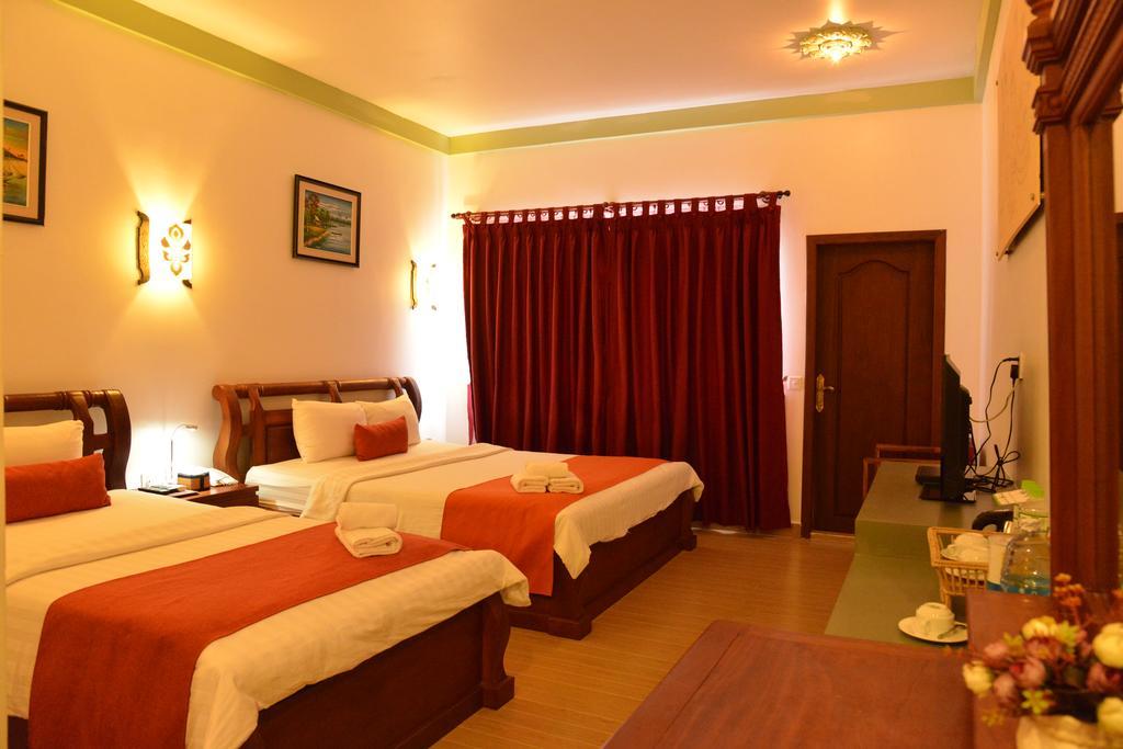 Ropanha Boutique Hotel Sihanoukville Exterior photo