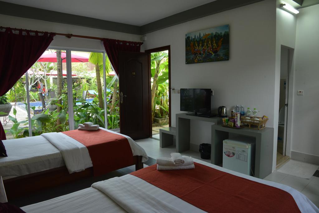 Ropanha Boutique Hotel Sihanoukville Exterior photo